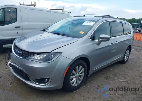 2017 Chrysler Pacifica Touring-L from USA, damaged, VIN 2C4RC1BG1HR729432